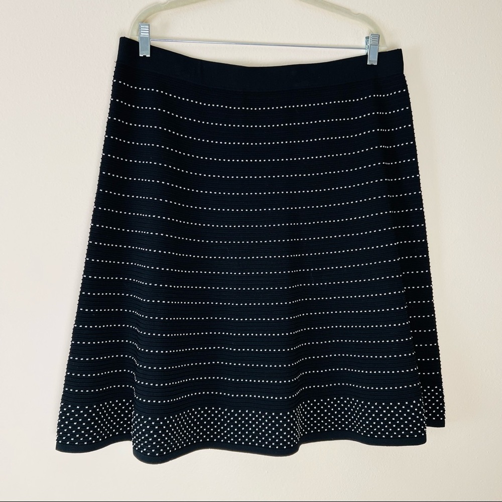 Calvin Klein midi skirt office black striped - Picture 5 of 6